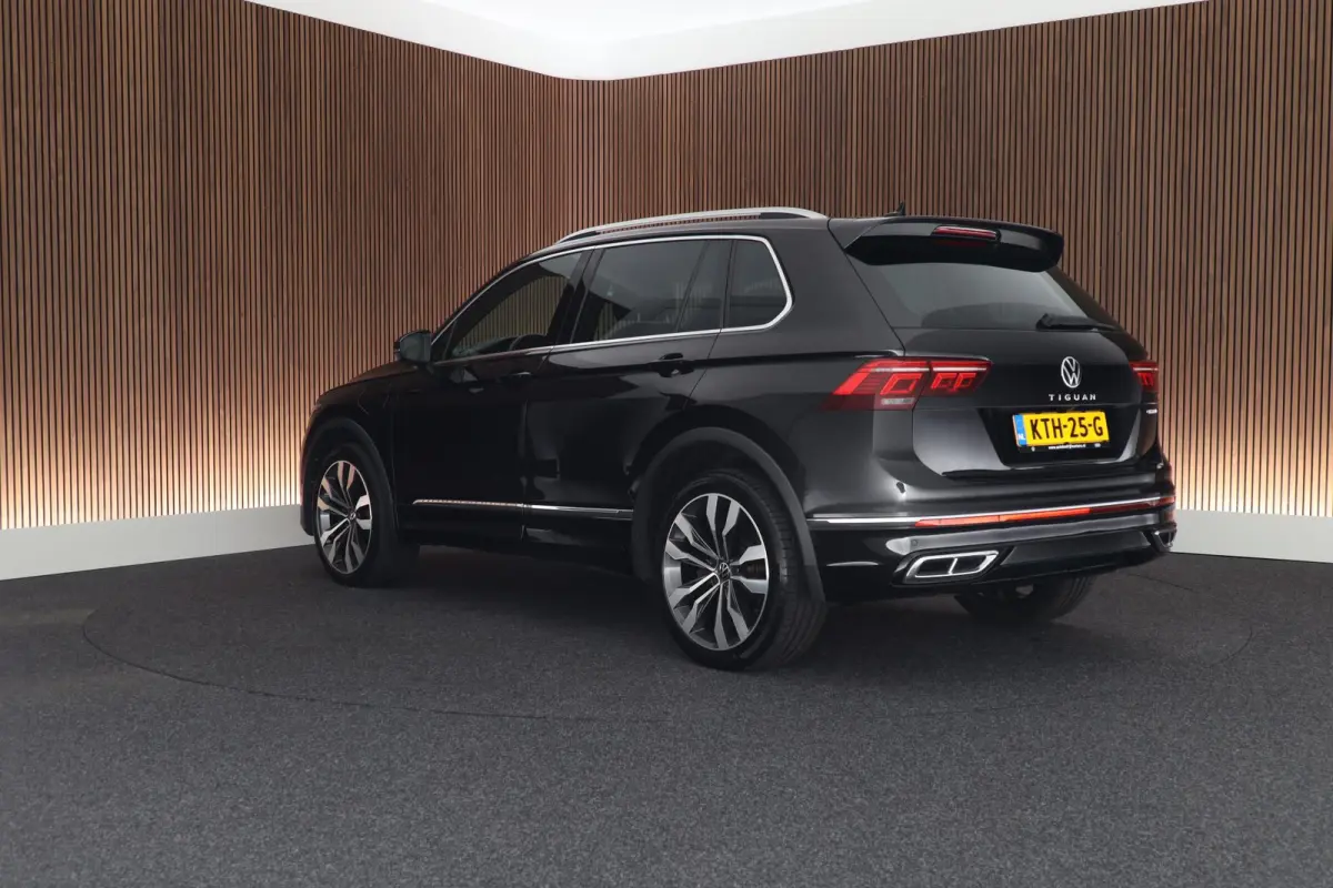 1.4 TSI 245pk eHybrid R-Line Business+ 360Camera Stoelverwarming Virtual Cockpit LED Navigatie