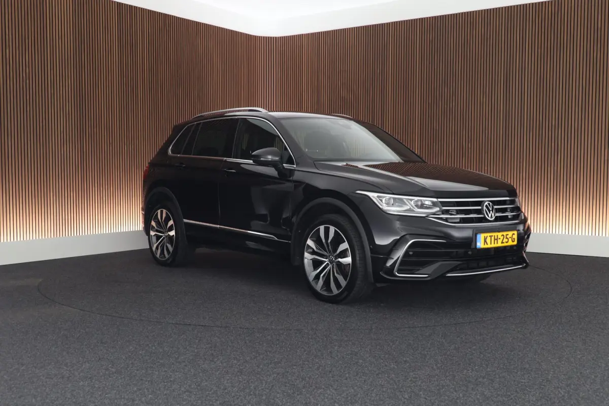 1.4 TSI 245pk eHybrid R-Line Business+ 360Camera Stoelverwarming Virtual Cockpit LED Navigatie