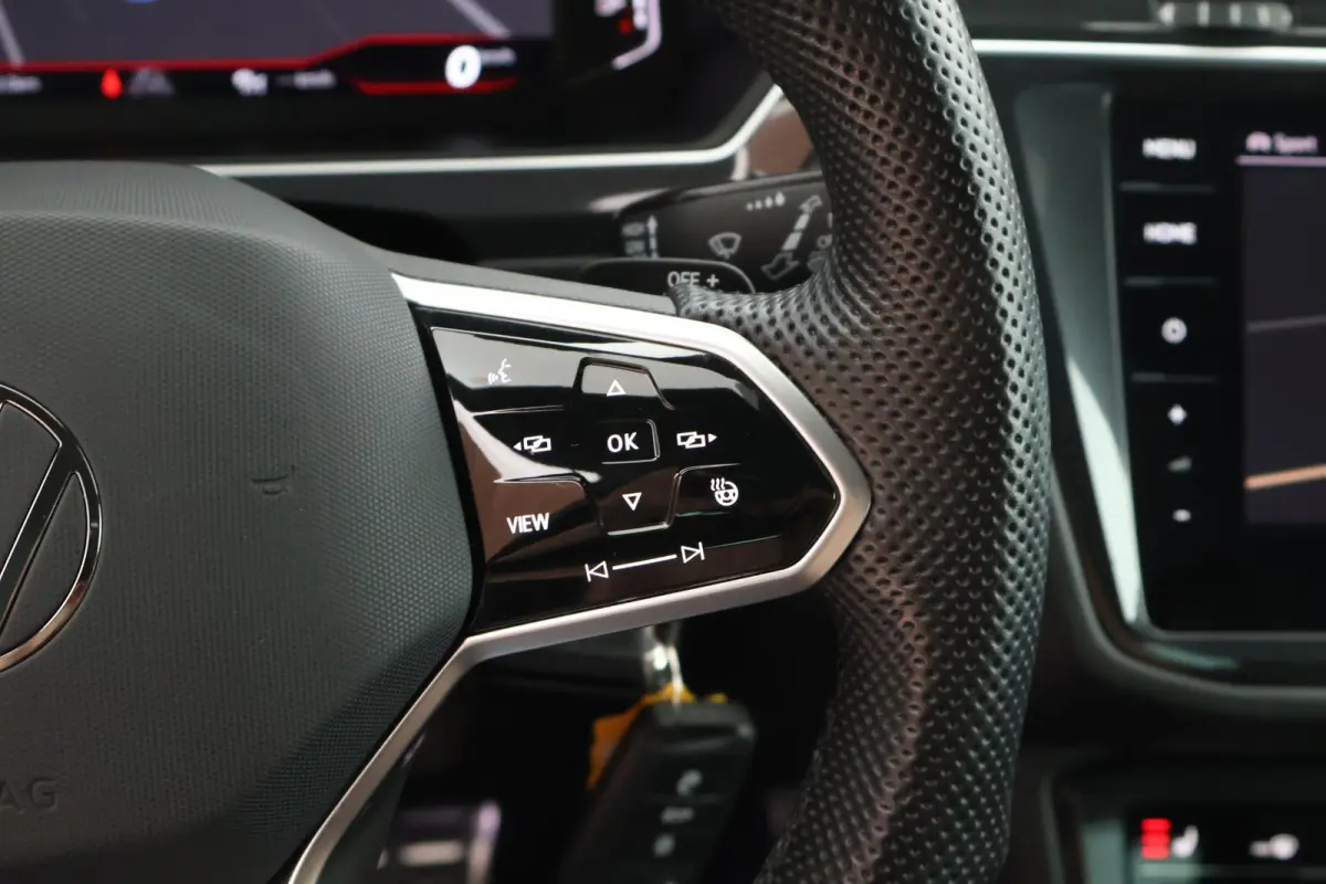 1.4 TSI 245pk eHybrid R-Line Business+ 360Camera Stoelverwarming Virtual Cockpit LED Navigatie