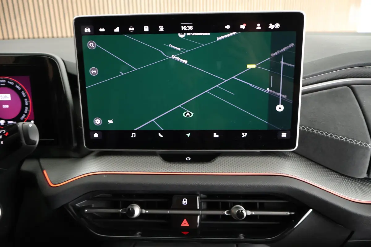 1.5 TSI 204pk PHEV Sportline Business Trekhaak Camera Keyless Memory Virtual Cockpit Navigatie
