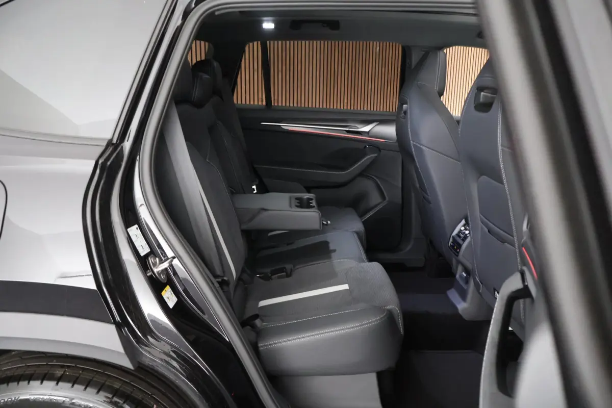 1.5 TSI 204pk PHEV Sportline Business Trekhaak Camera Keyless Memory Virtual Cockpit Navigatie