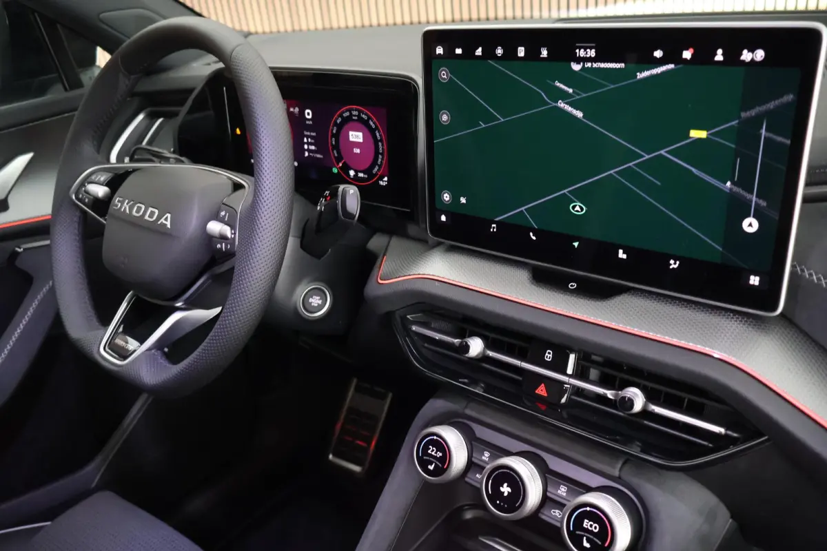 1.5 TSI 204pk PHEV Sportline Business Trekhaak Camera Keyless Memory Virtual Cockpit Navigatie