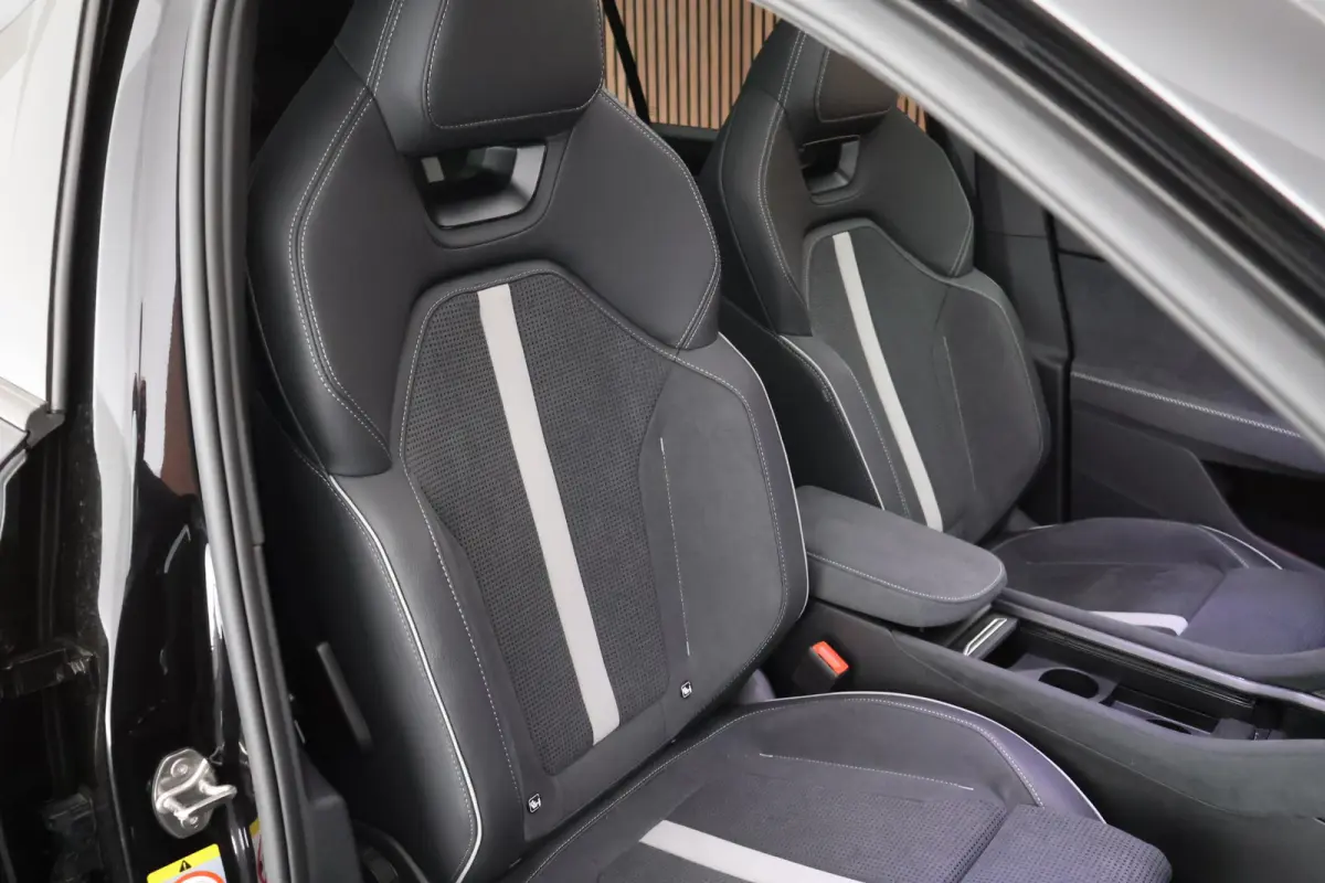 1.5 TSI 204pk PHEV Sportline Business Trekhaak Camera Keyless Memory Virtual Cockpit Navigatie