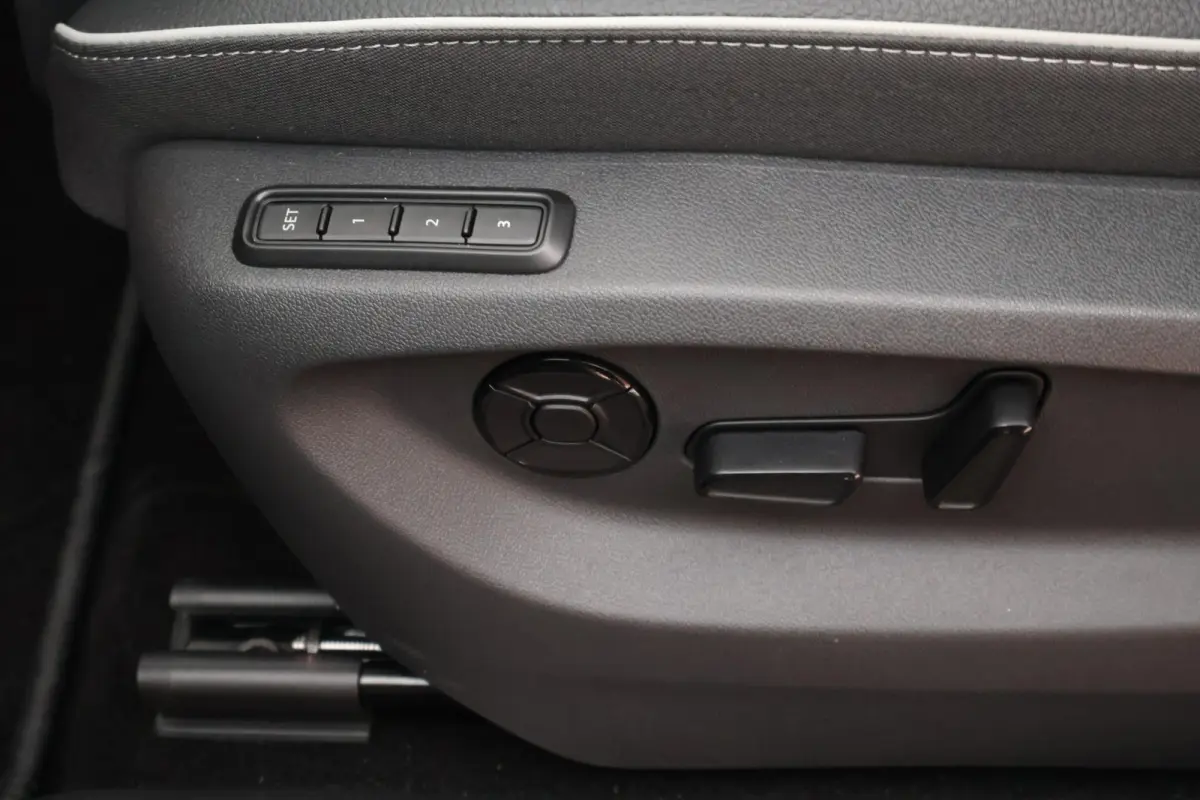 1.5 TSI 204pk PHEV Sportline Business Trekhaak Camera Keyless Memory Virtual Cockpit Navigatie