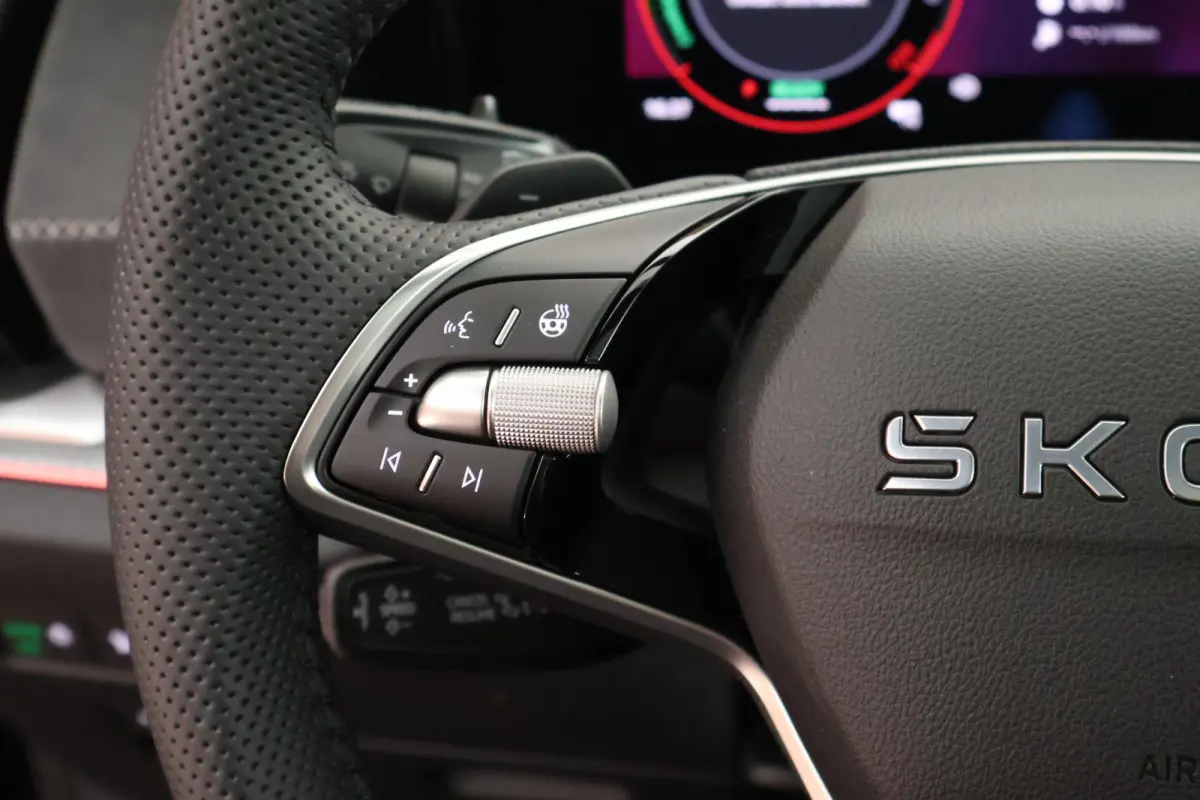 1.5 TSI 204pk PHEV Sportline Business Trekhaak Camera Keyless Memory Virtual Cockpit Navigatie