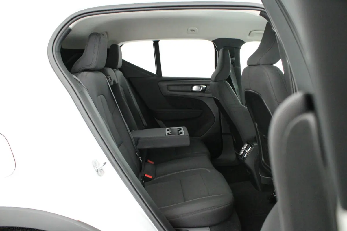 1.5 129pk Automaat T2 Core Camera Keyless Sportstoelen Stoelverwarming Navigatie