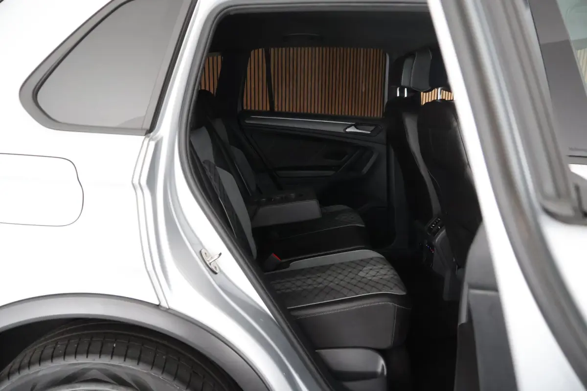 1.4 TSI 245pk eHybrid R-Line Business Trekhaak Stoelverwarming Virtual Cockpit Navigatie