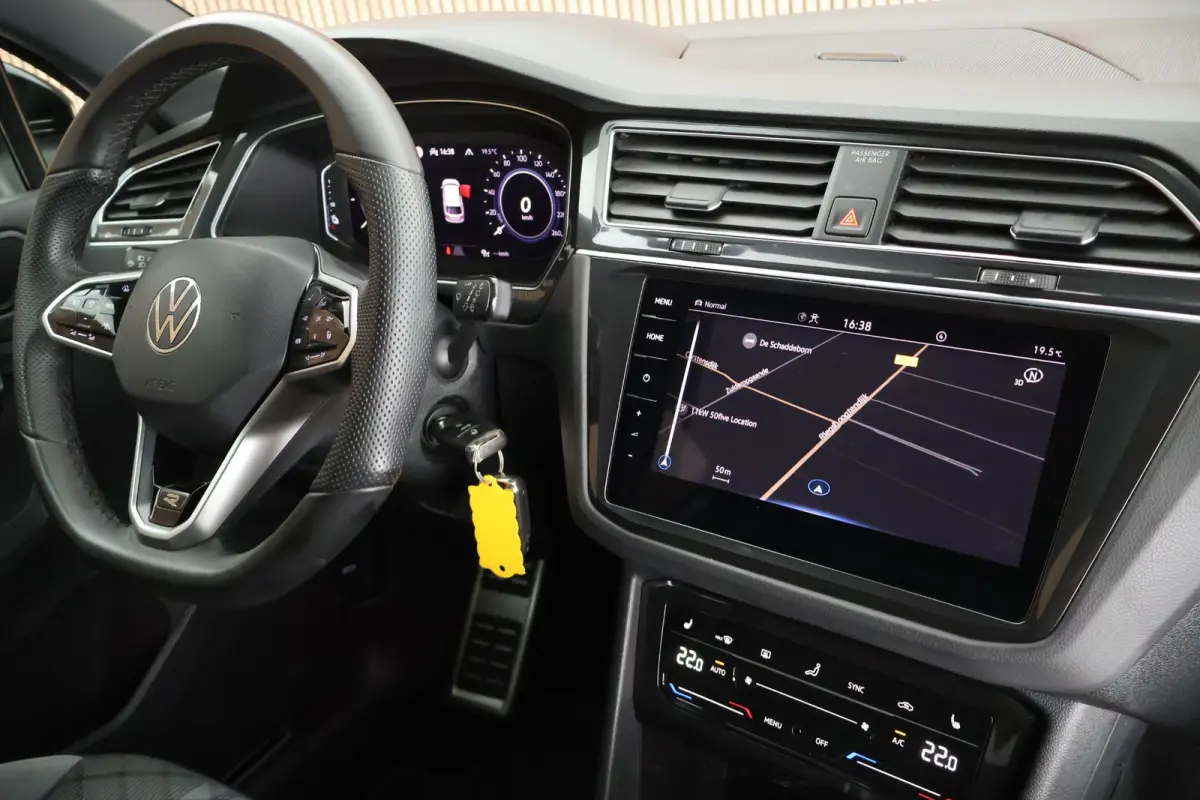 1.4 TSI 245pk eHybrid R-Line Business Trekhaak Stoelverwarming Virtual Cockpit Navigatie