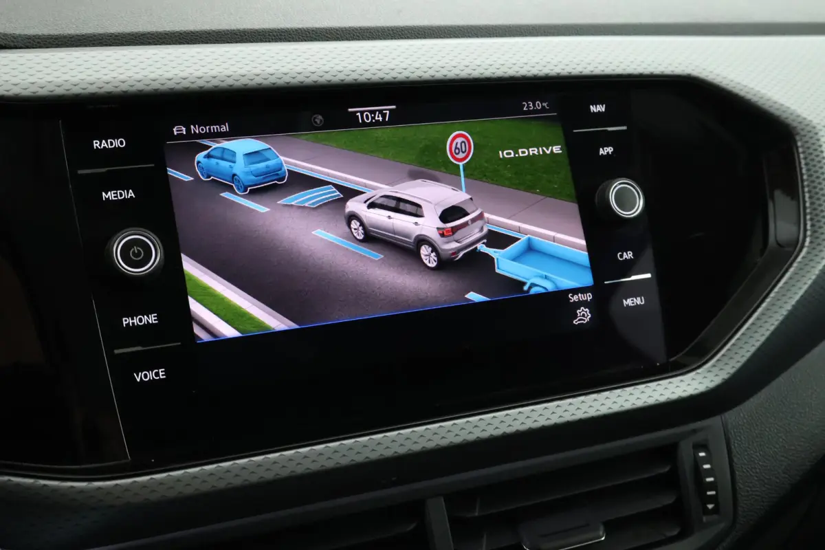 1.0 TSI 110pk DSG R-Line United Stoelverwarming LED Virtual Cockpit Navigatie