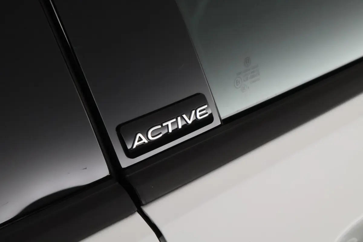 1.0 TSI 110pk DSG R-Line United Stoelverwarming LED Virtual Cockpit Navigatie