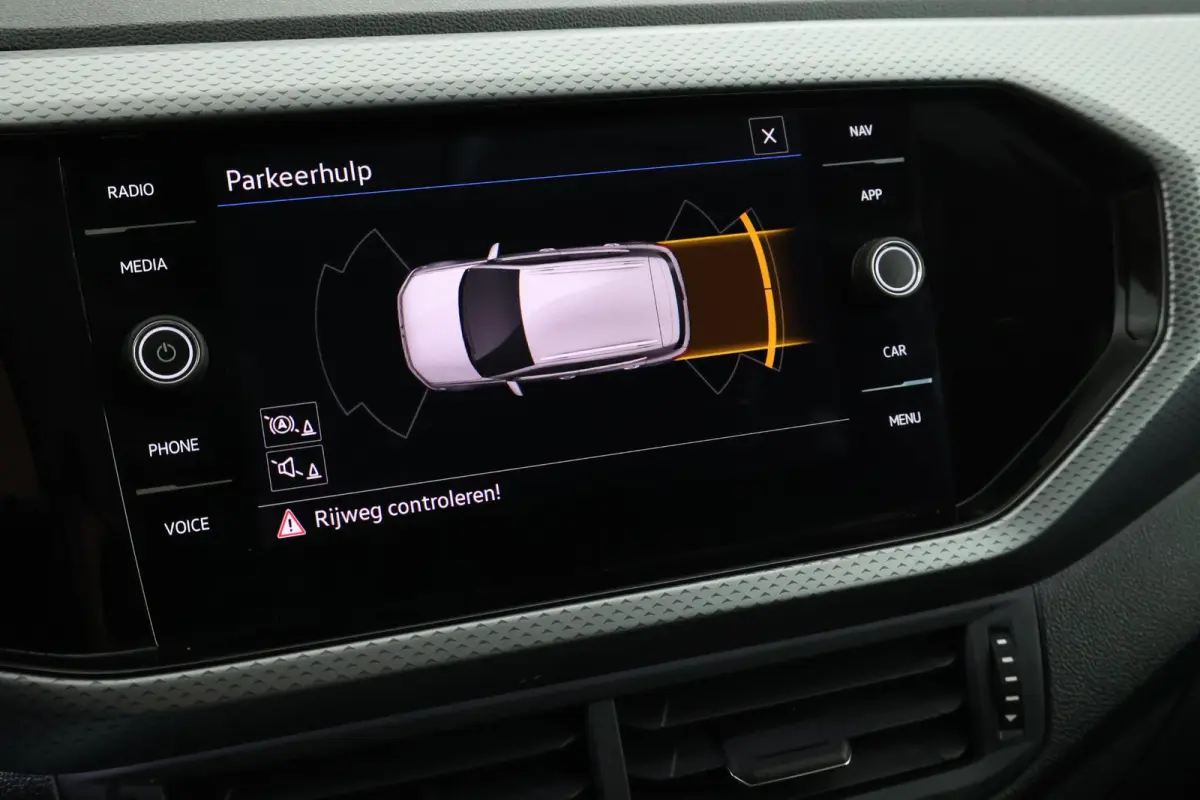 1.0 TSI 110pk DSG R-Line United Stoelverwarming LED Virtual Cockpit Navigatie