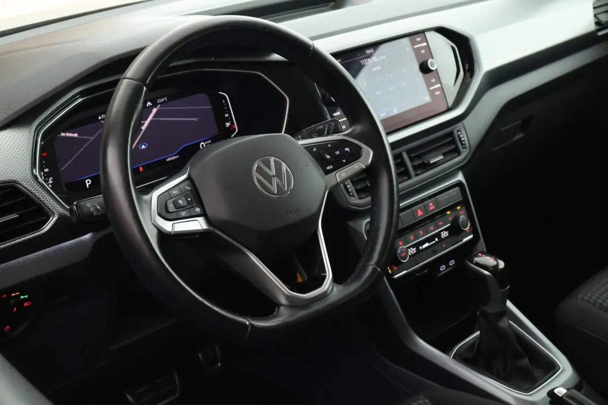1.0 TSI 110pk DSG R-Line United Stoelverwarming LED Virtual Cockpit Navigatie