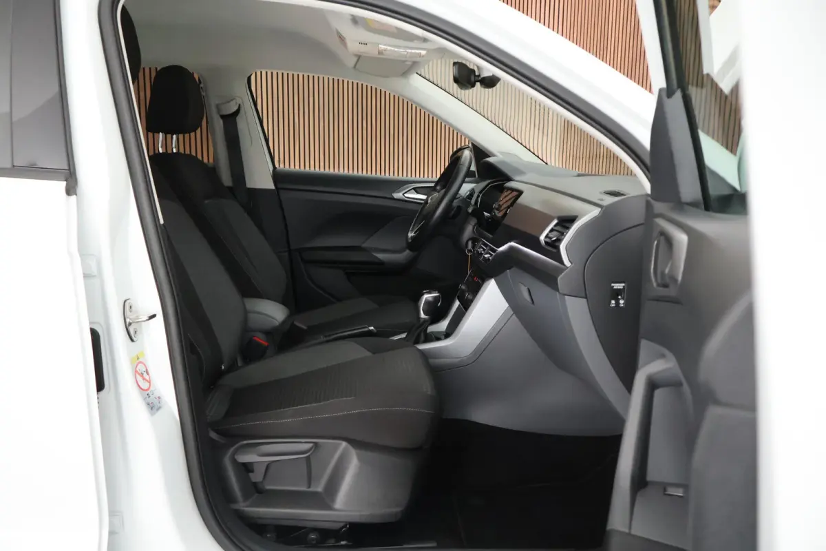 1.0 TSI 110pk DSG R-Line United Stoelverwarming LED Virtual Cockpit Navigatie