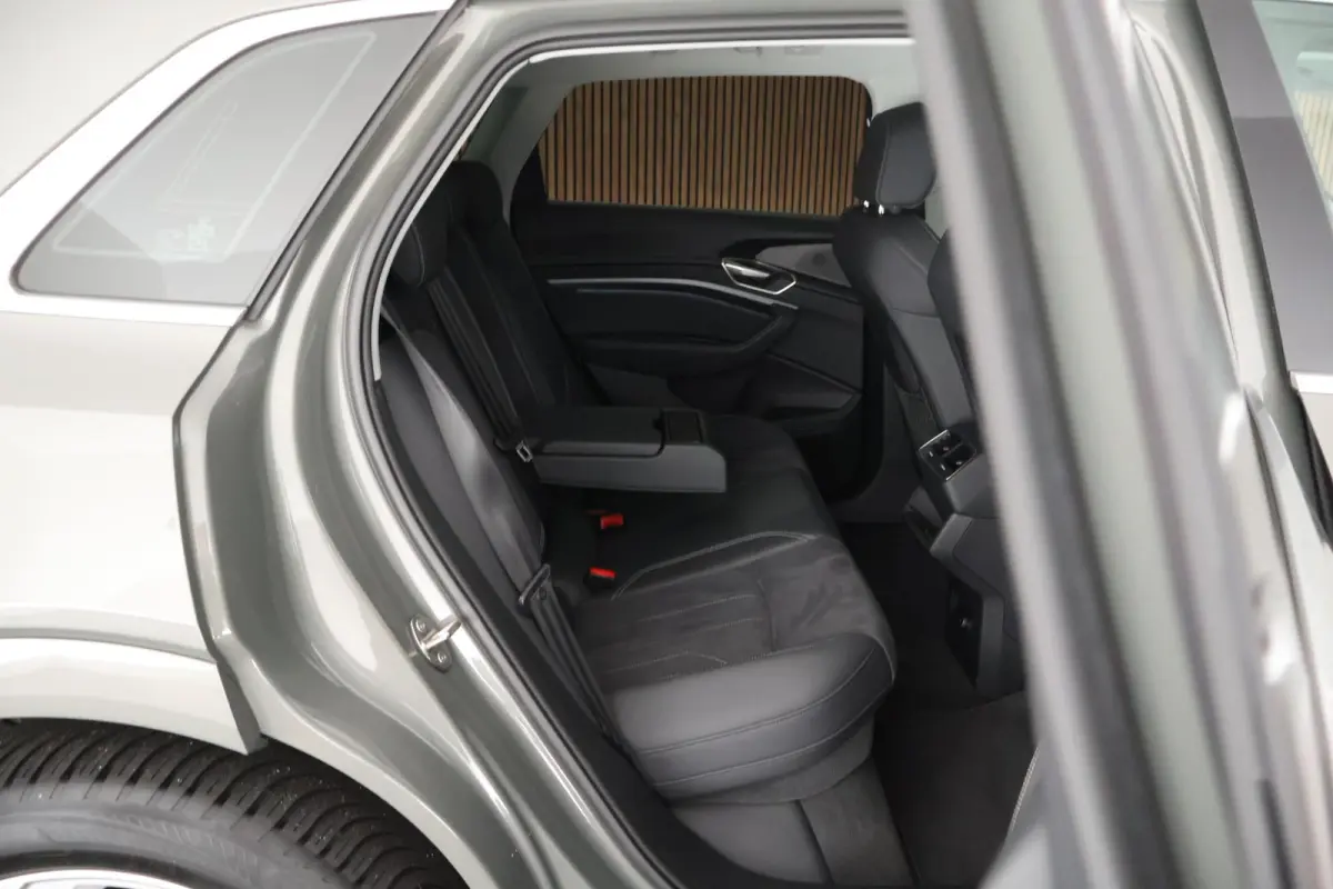 50 340pk quattro Advanced Edition 95 kWh SOH 91% Trekhaak Camera Sportstoelen Stoelverwarming