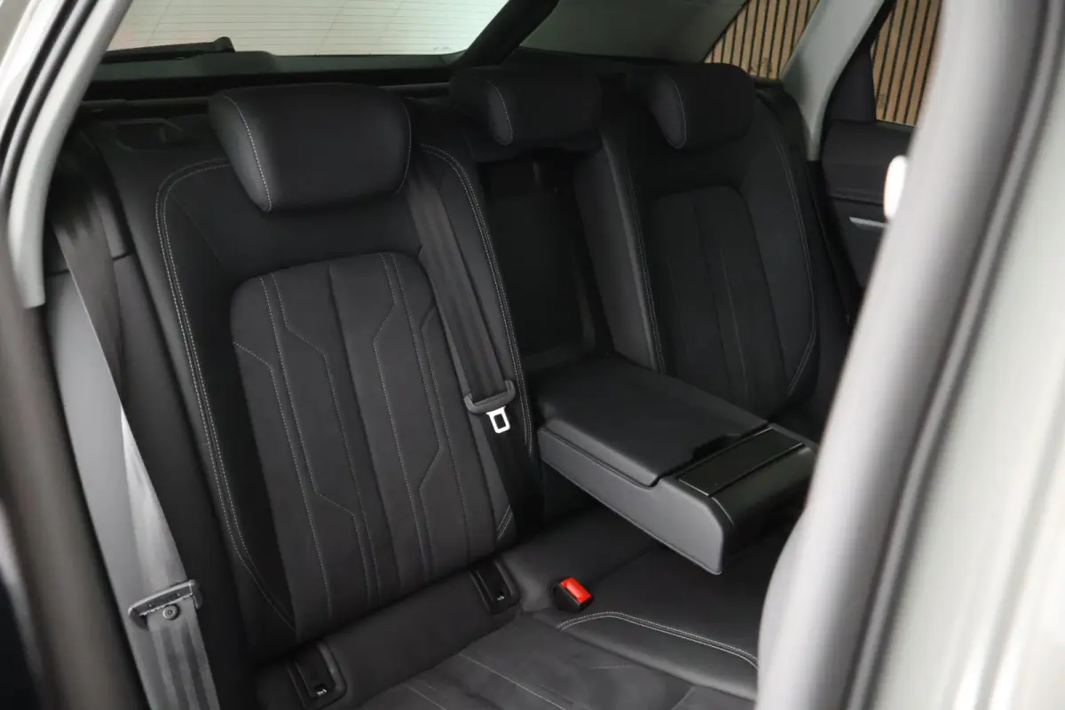 50 340pk quattro Advanced Edition 95 kWh SOH 91% Trekhaak Camera Sportstoelen Stoelverwarming