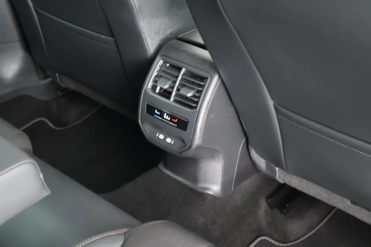 1.4 245pk e-Hybrid VZ Performance Panoramadak Camera Keyless Adaptive cruise Stuurverwarming