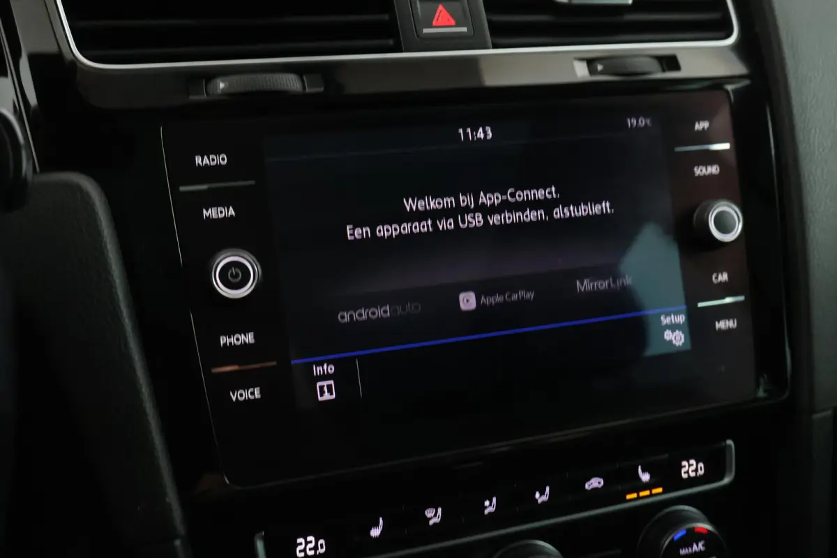 1.4 TSI 150pk DSG 2x R-Line Trekhaak Camera Dynaudio Leder Panoramadak Carplay