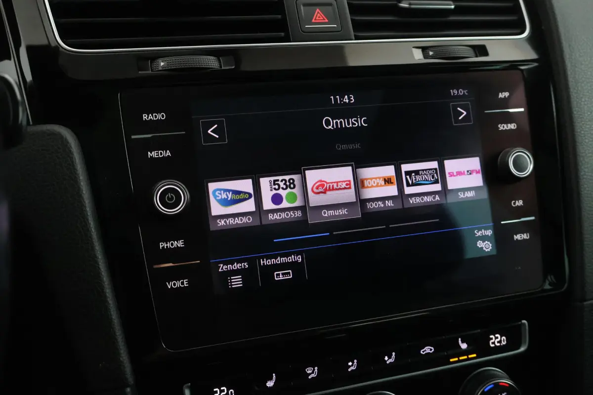 1.4 TSI 150pk DSG 2x R-Line Trekhaak Camera Dynaudio Leder Panoramadak Carplay