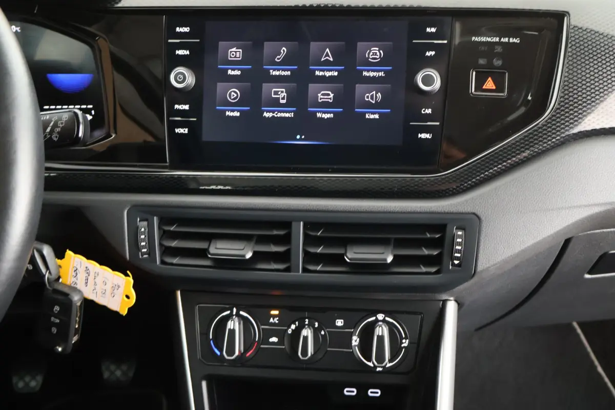 1.0 TSI 95pk Go Parkeersensoren Carplay
