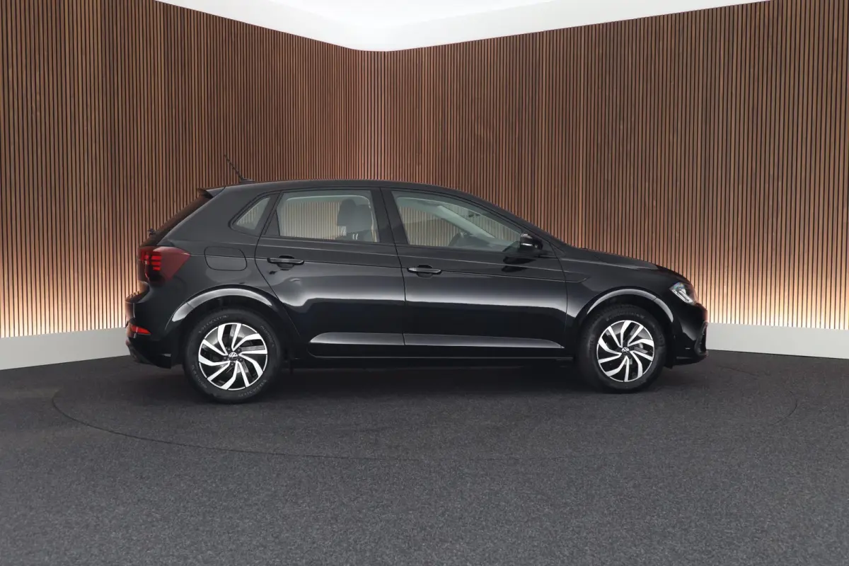 1.0 TSI 95pk Go Parkeersensoren Carplay