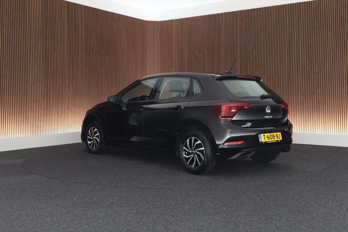 1.0 TSI 95pk Go Parkeersensoren Carplay