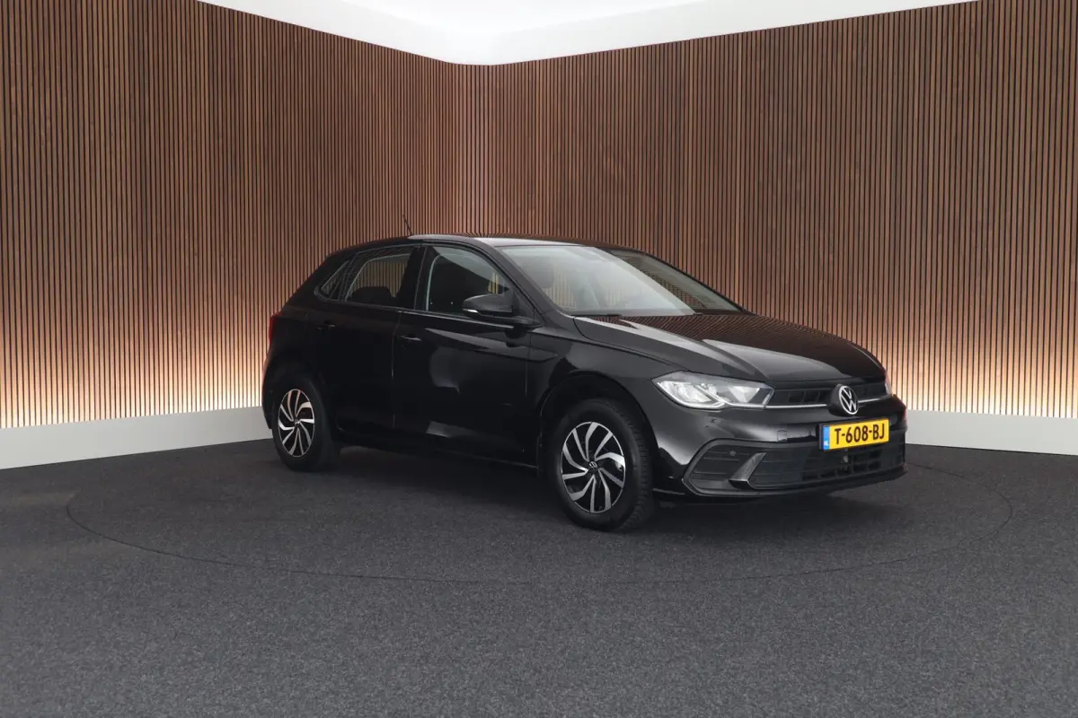 1.0 TSI 95pk Go Parkeersensoren Carplay