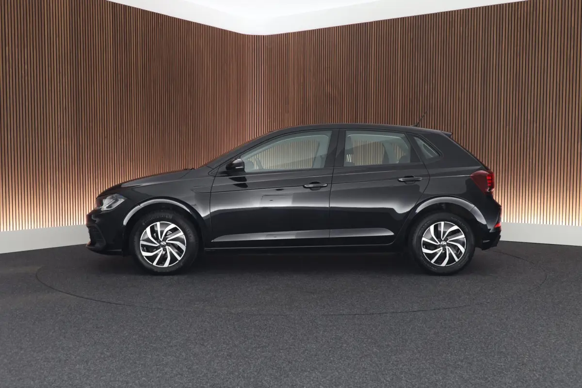 1.0 TSI 95pk Go Parkeersensoren Carplay