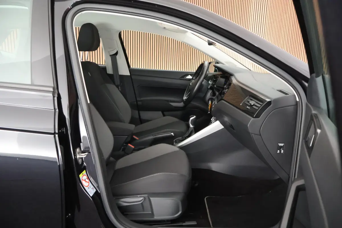 1.0 TSI 95pk Go Parkeersensoren Carplay