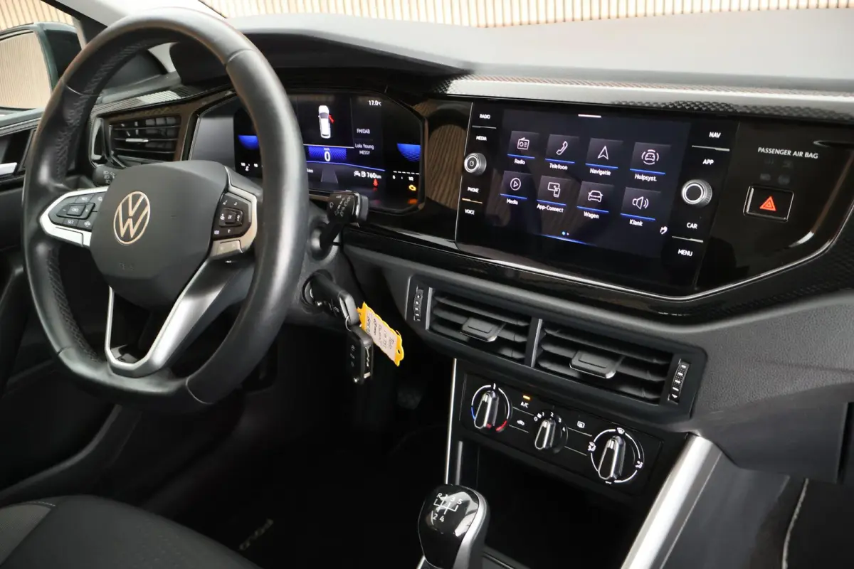 1.0 TSI 95pk Go Parkeersensoren Carplay