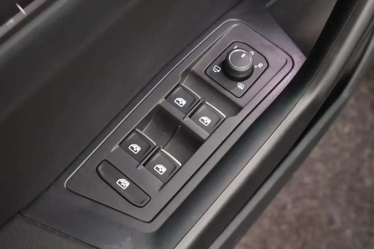 1.5 TSI 150pk DSG 2x R-Line Keyless Camera Virtual Cockpit Stoelverwarming