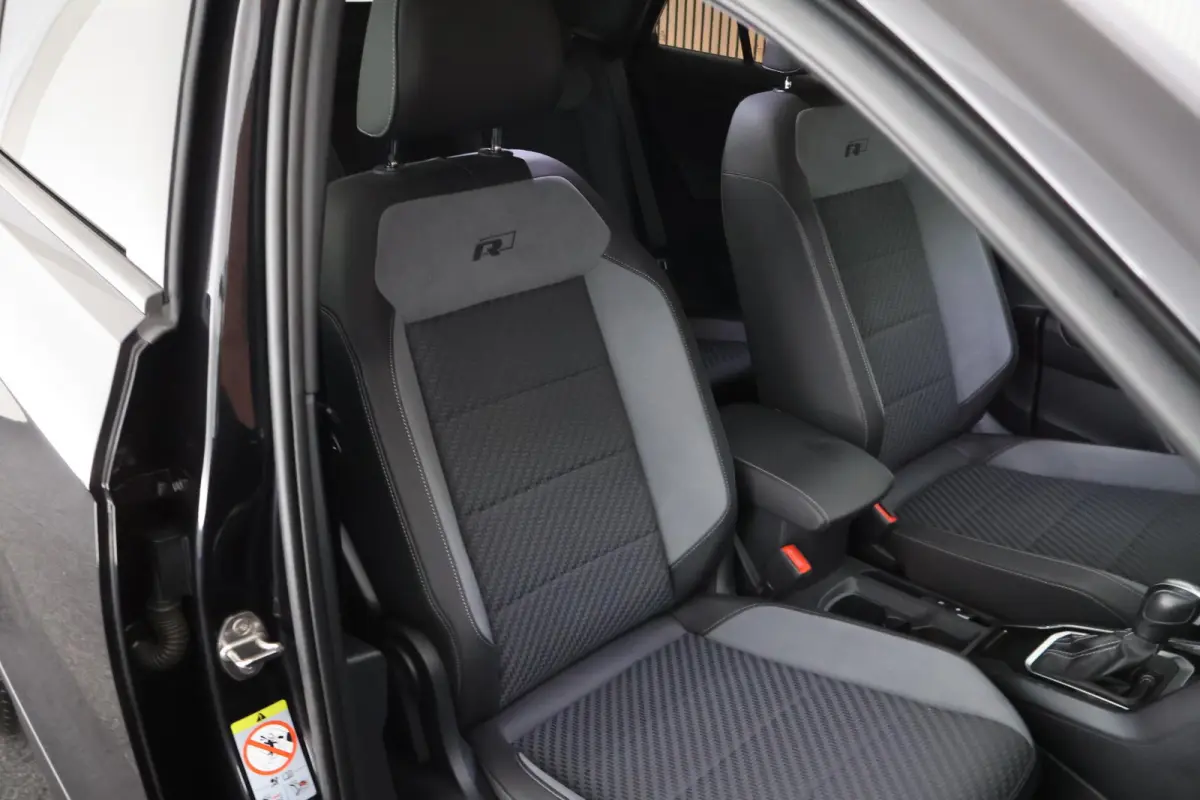 1.5 TSI 150pk DSG 2x R-Line Keyless Camera Virtual Cockpit Stoelverwarming