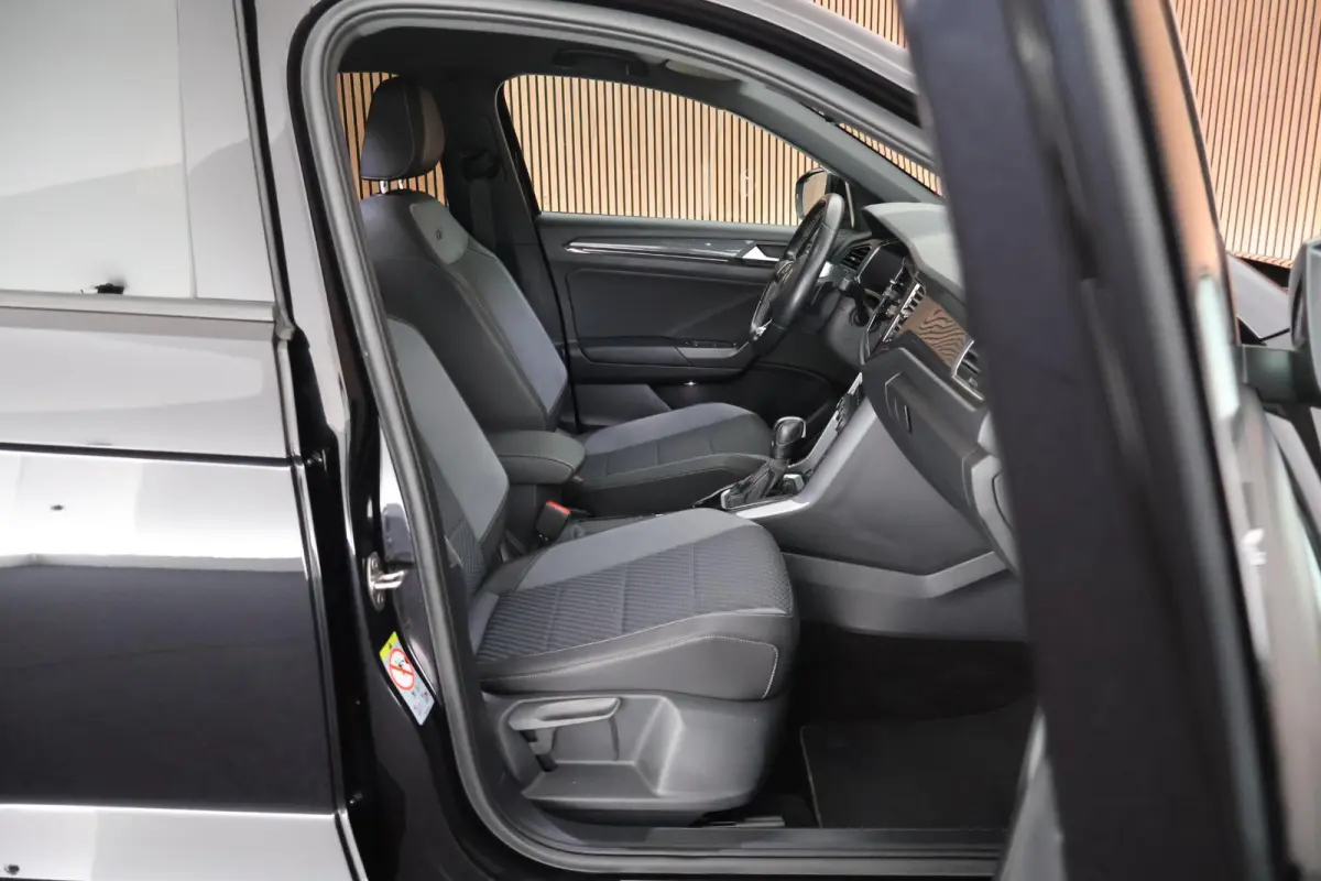 1.5 TSI 150pk DSG 2x R-Line Keyless Camera Virtual Cockpit Stoelverwarming