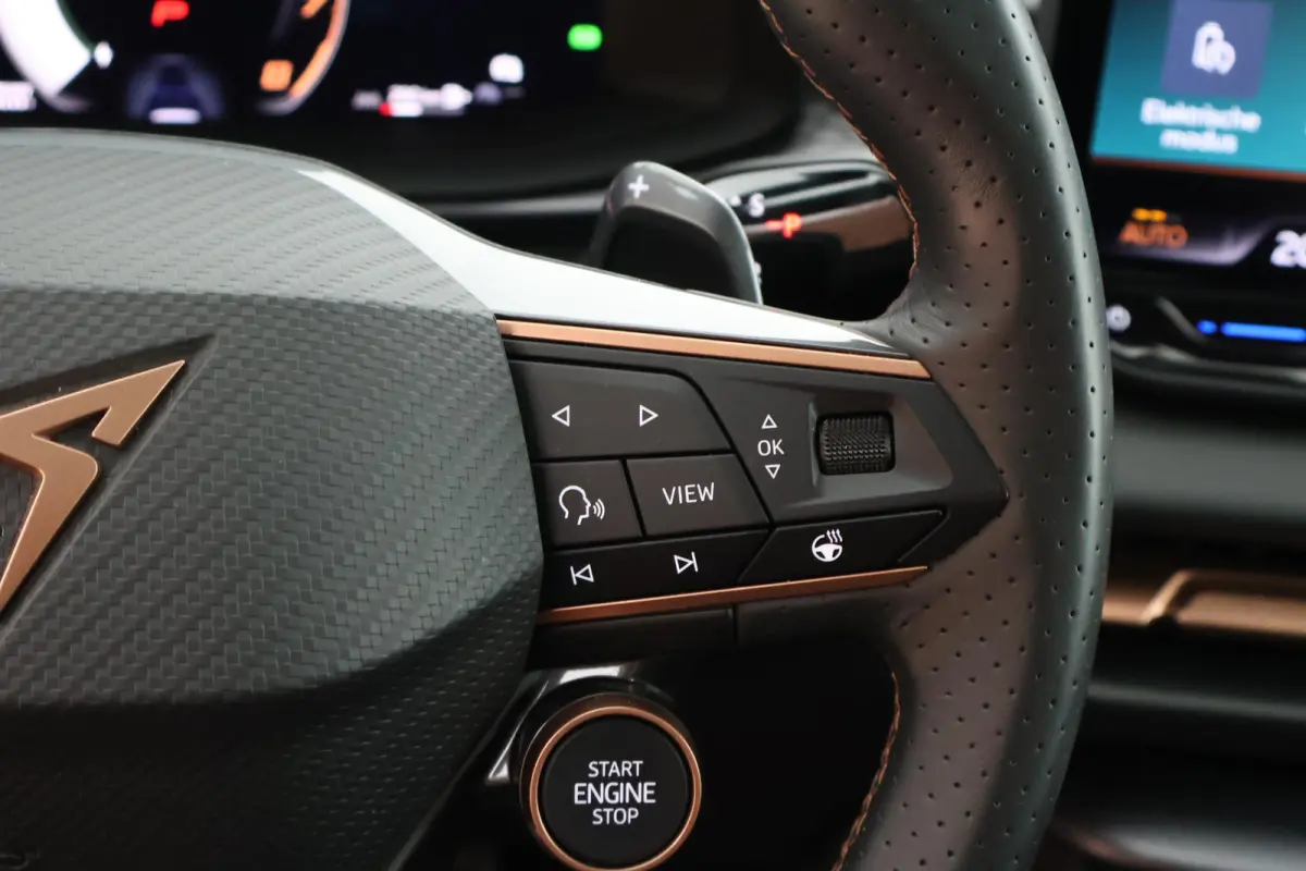 1.5 TSI e-Hybrid 272pk VZ Performance 360Camera HUD Sennheiser Memory Panoramadak Leder Keyless Navigatie