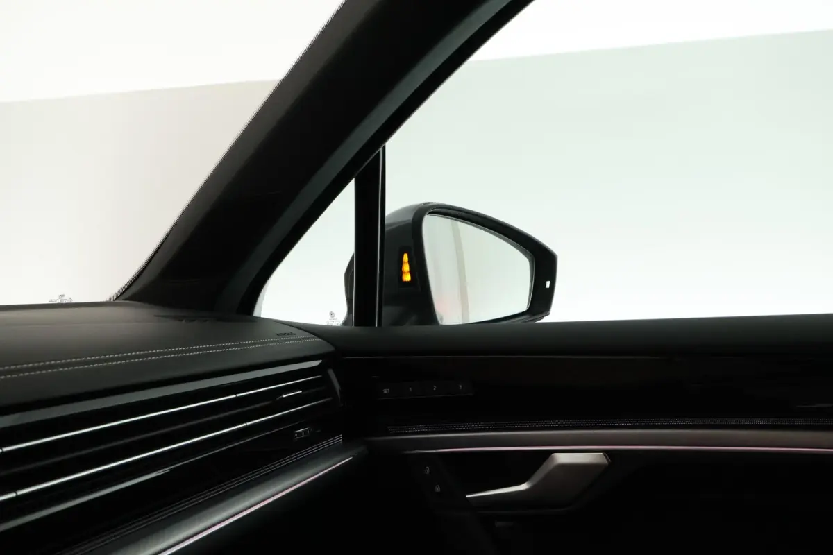 3.0 TSi eHybrid 380pk 4MOTION Elegance Stoelventilatie 360Camera Trekhaak Keyless Panoramadak Leder Virtual Cockpit Navigatie