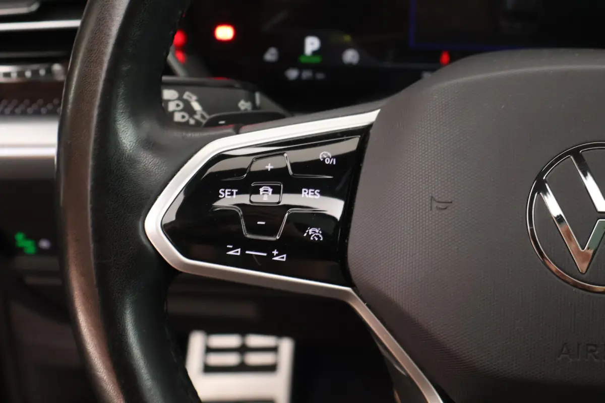 3.0 TSi eHybrid 380pk 4MOTION Elegance Stoelventilatie 360Camera Trekhaak Keyless Panoramadak Leder Virtual Cockpit Navigatie