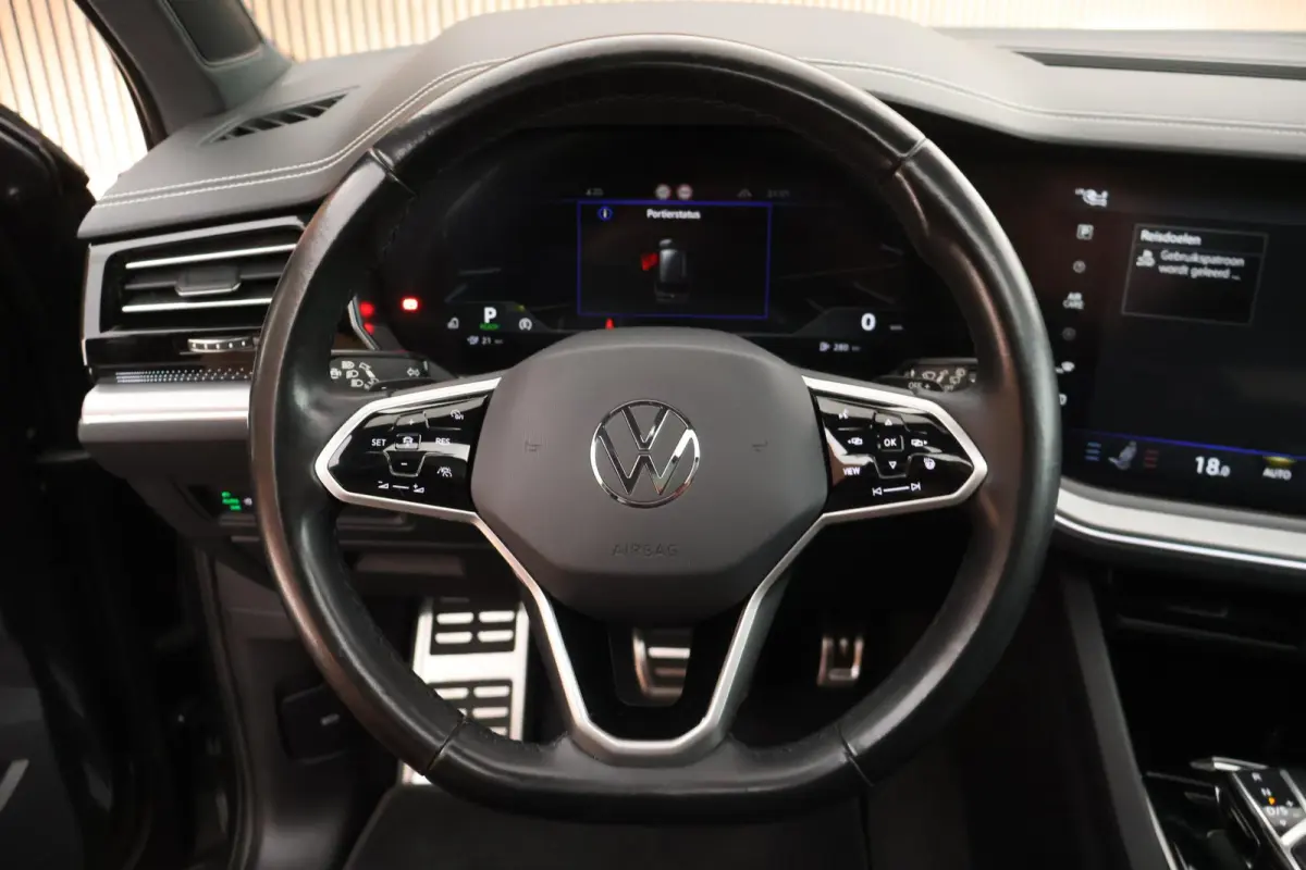 3.0 TSi eHybrid 380pk 4MOTION Elegance Stoelventilatie 360Camera Trekhaak Keyless Panoramadak Leder Virtual Cockpit Navigatie