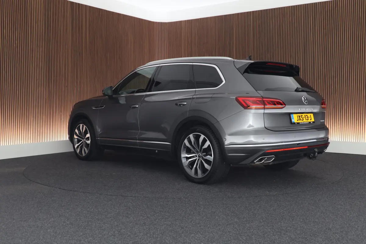 3.0 TSi eHybrid 380pk 4MOTION Elegance Stoelventilatie 360Camera Trekhaak Keyless Panoramadak Leder Virtual Cockpit Navigatie