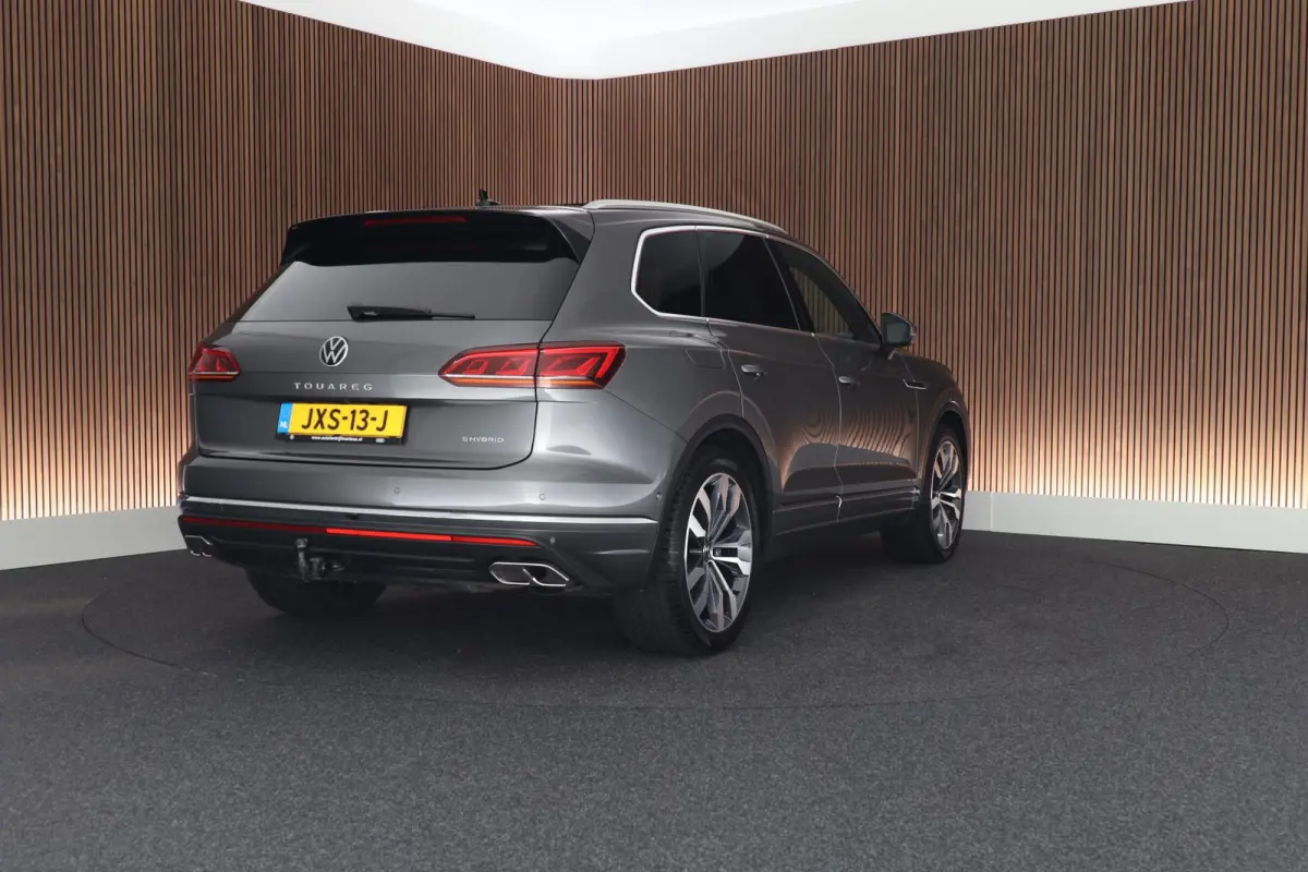 3.0 TSi eHybrid 380pk 4MOTION Elegance Stoelventilatie 360Camera Trekhaak Keyless Panoramadak Leder Virtual Cockpit Navigatie