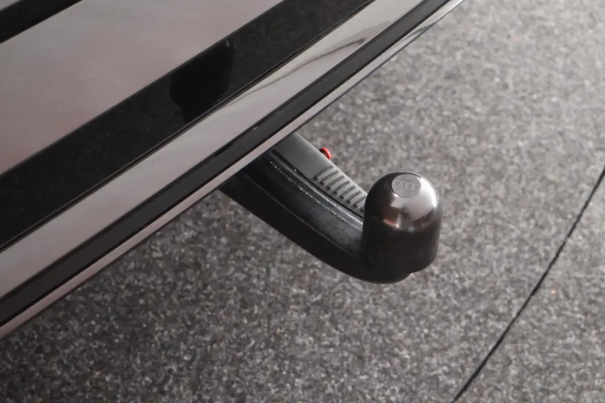 55 quattro S edition 408pk 95 kWh SOH 91% Leder Panoramadak ACC Trekhaak Camera Stoelverwarming Navigatie