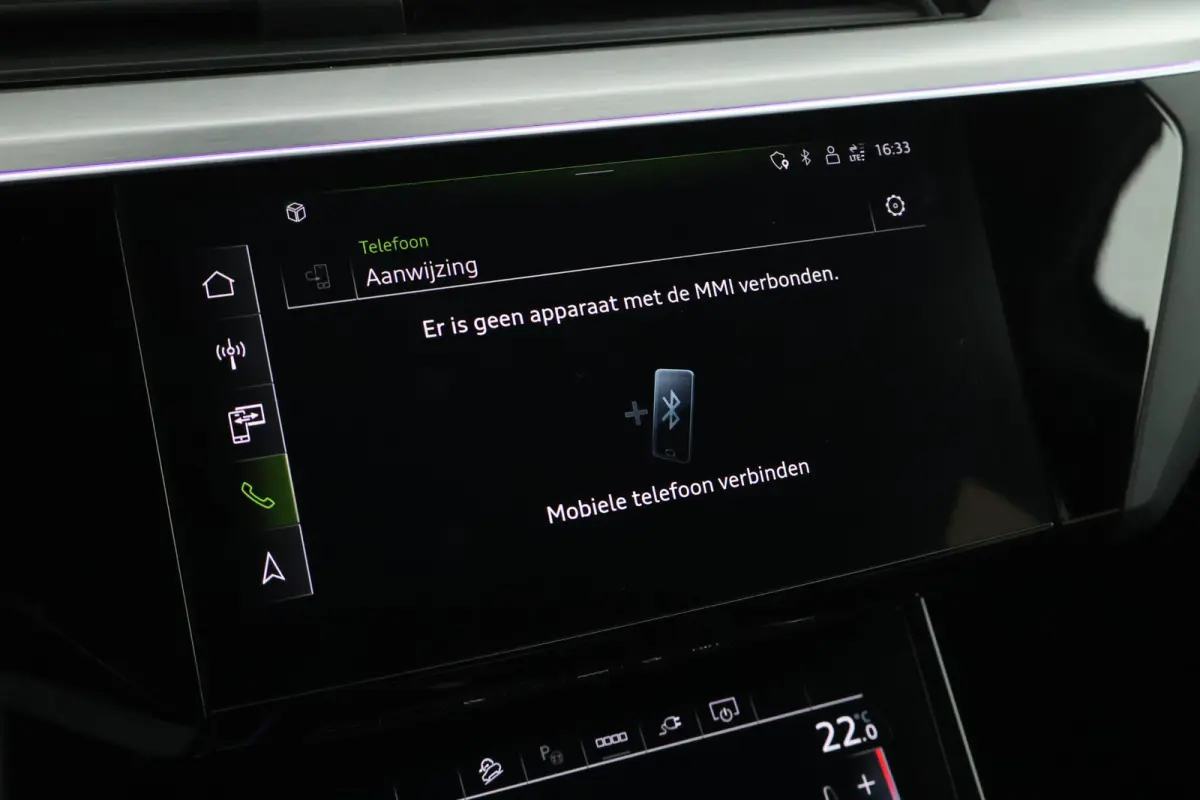 55 quattro S edition 408pk 95 kWh SOH 91% Leder Panoramadak ACC Trekhaak Camera Stoelverwarming Navigatie