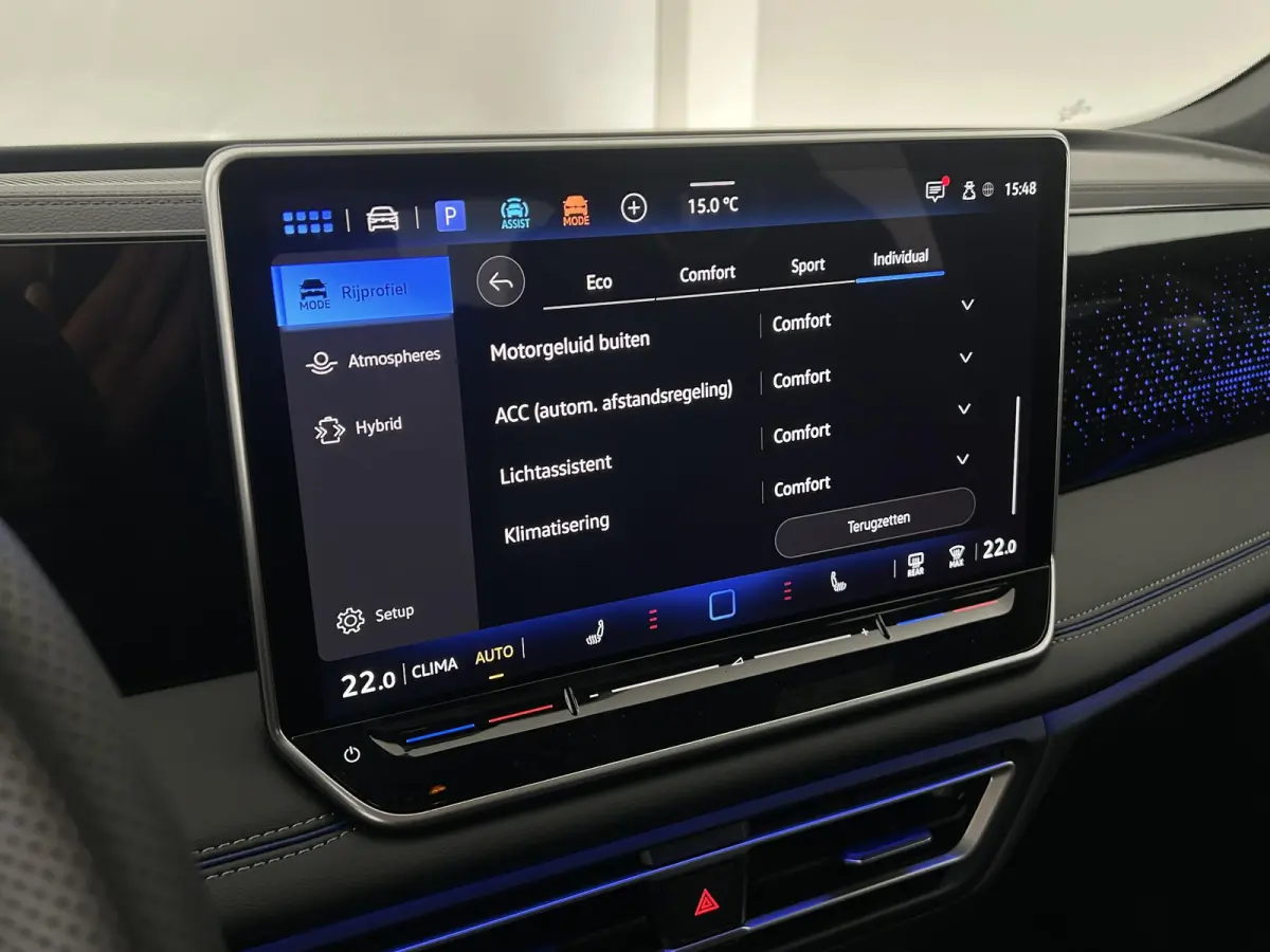 1.5 272pk eHybrid R-Line Edition Trekhaak Camera Keyless Massage Virtual Cockpit Panoramadak Carplay