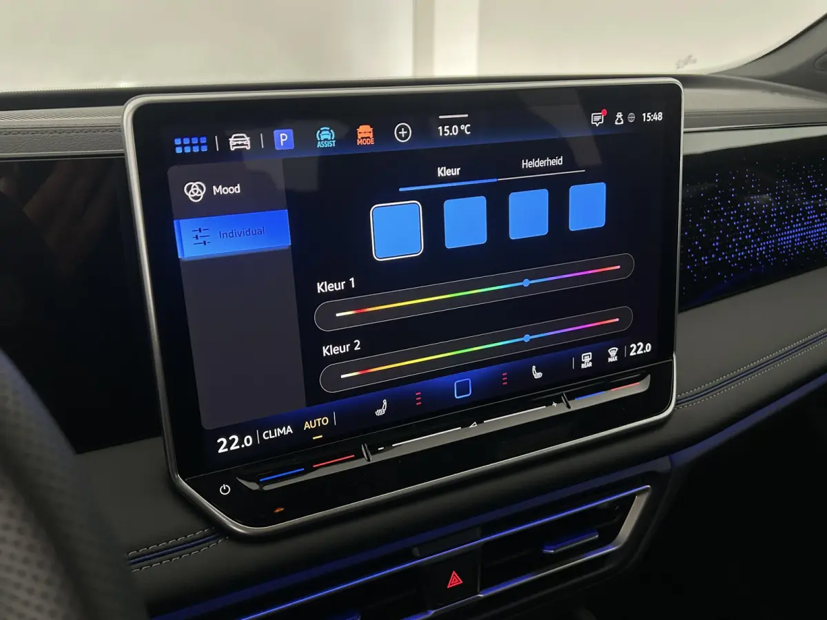 1.5 272pk eHybrid R-Line Edition Trekhaak Camera Keyless Massage Virtual Cockpit Panoramadak Carplay