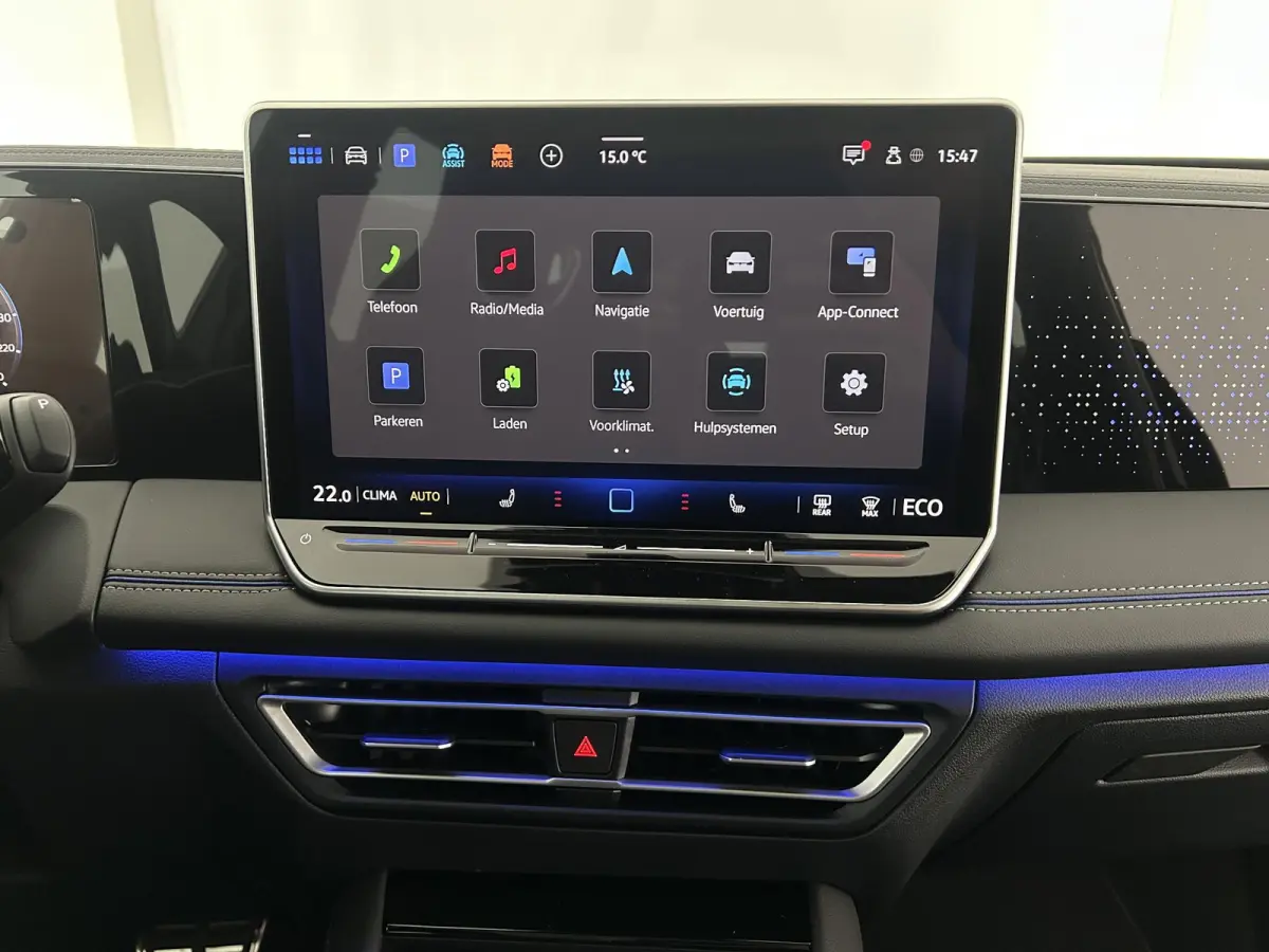 1.5 272pk eHybrid R-Line Edition Trekhaak Camera Keyless Massage Virtual Cockpit Panoramadak Carplay