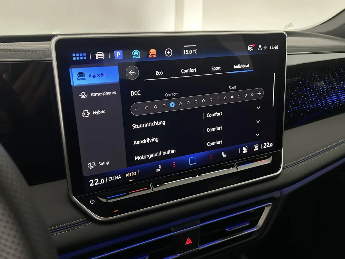 1.5 272pk eHybrid R-Line Edition Trekhaak Camera Keyless Massage Virtual Cockpit Panoramadak Carplay
