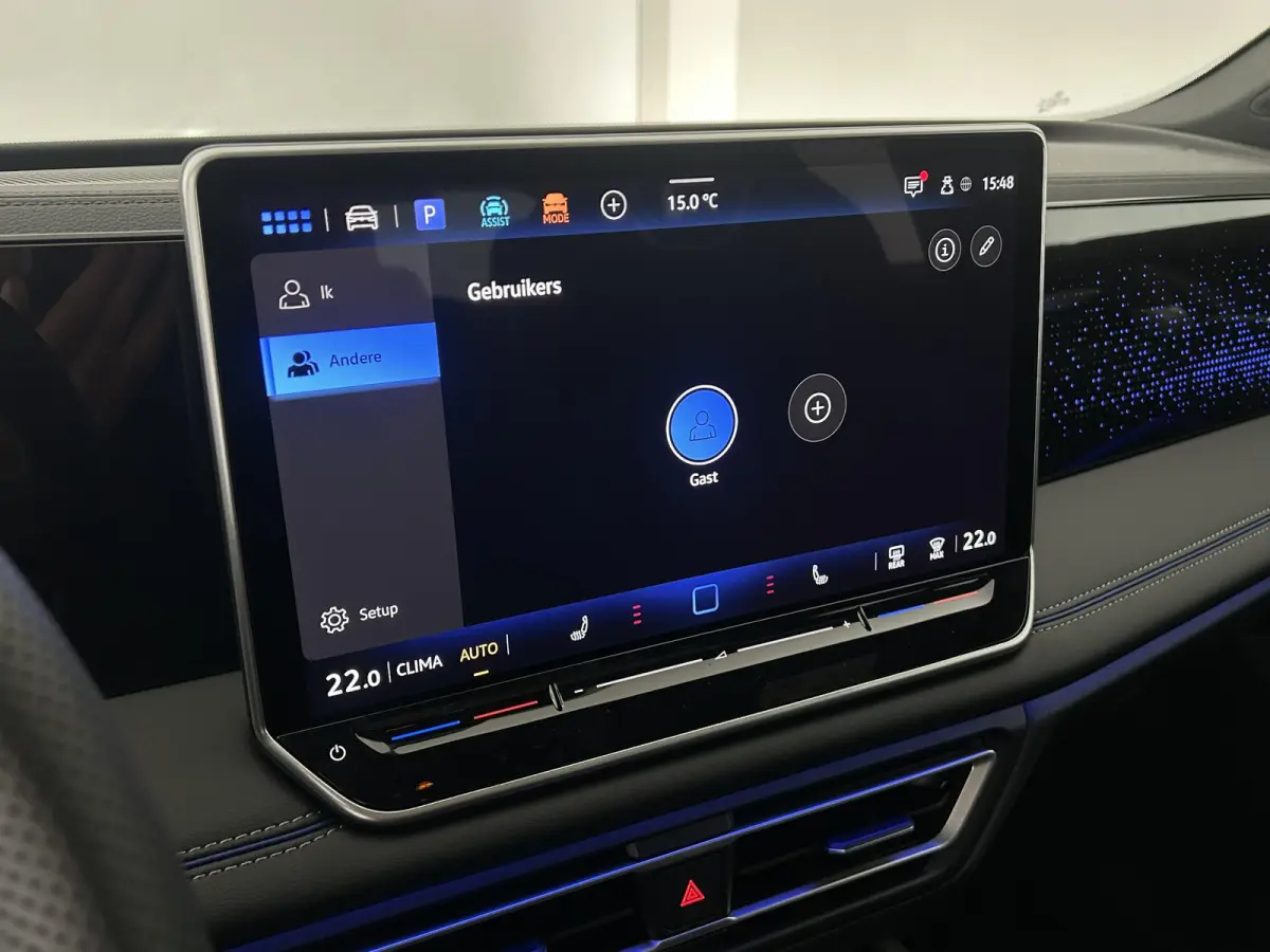 1.5 272pk eHybrid R-Line Edition Trekhaak Camera Keyless Massage Virtual Cockpit Panoramadak Carplay