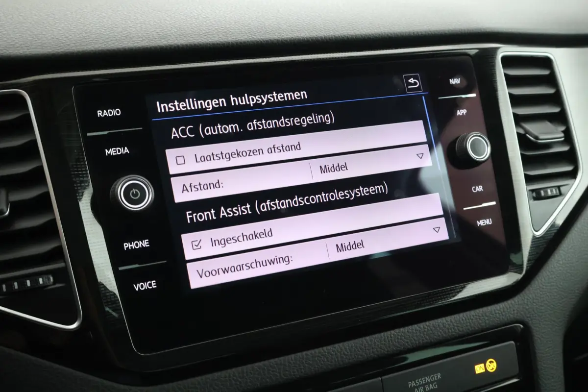 1.5 TSI ACT 130pk DSG Highline Trekhaak Camera LED Navigatie