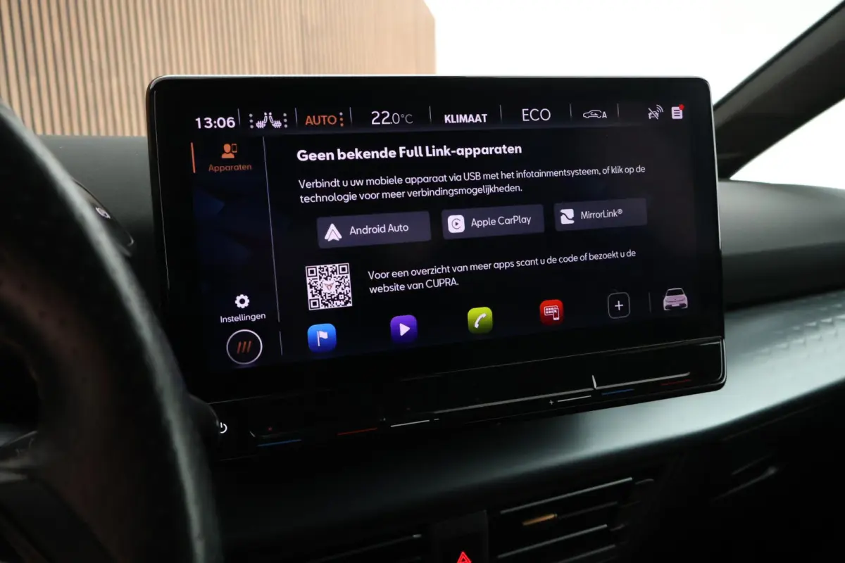 Performance One 204pk 62 kWh SOH 91% Keyless Stoelverwarming Camera Navigatie ACC