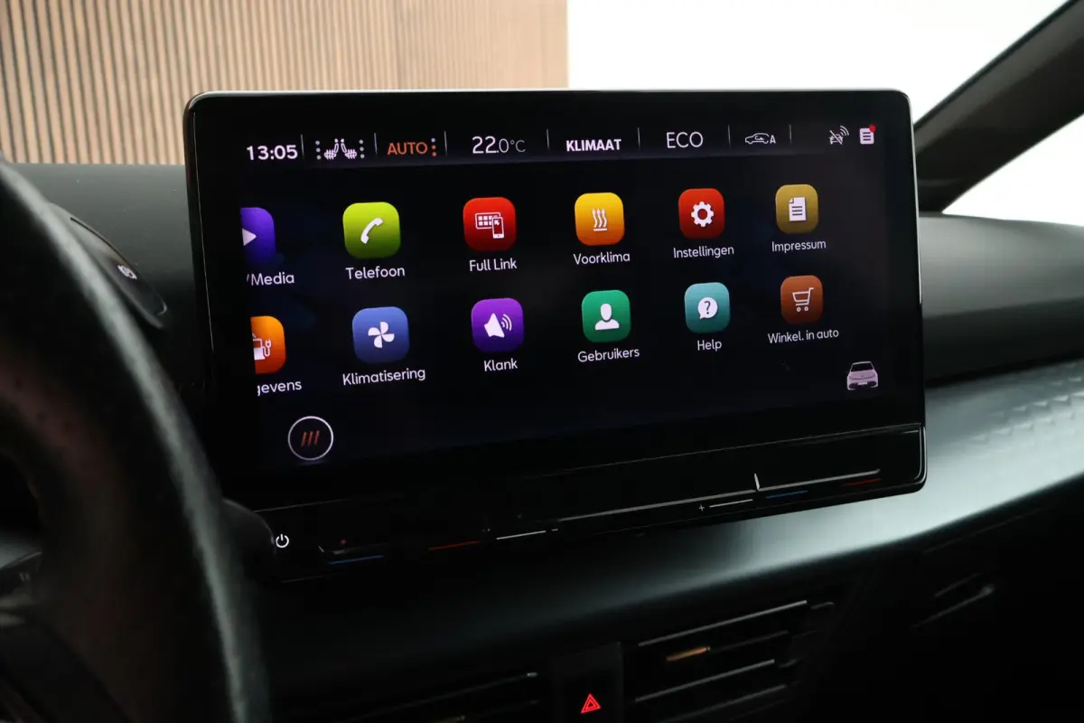 Performance One 204pk 62 kWh SOH 91% Keyless Stoelverwarming Camera Navigatie ACC