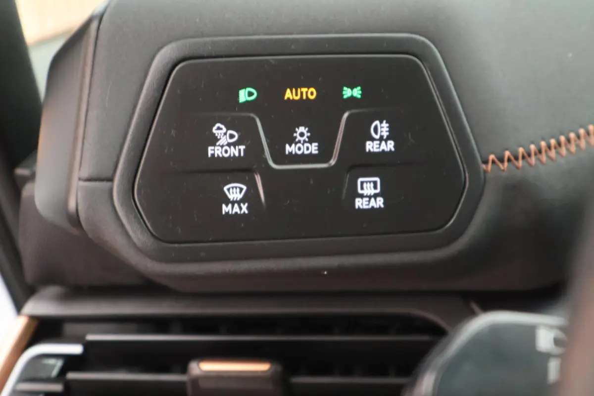 Performance One 204pk 62 kWh SOH 91% Keyless Stoelverwarming Camera Navigatie ACC