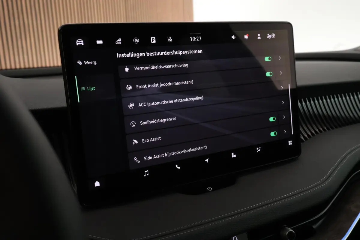 1.5 TSI 204pk PHEV Laurin&Klement HUD Keyless Canron Leder Virtual Cockpit Keyless Navigatie